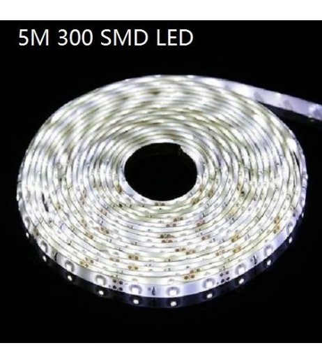 5M 300 SMD LED Stripe Streifen Band Lichtleiste Lichterkette Netzteil Kaltweiß